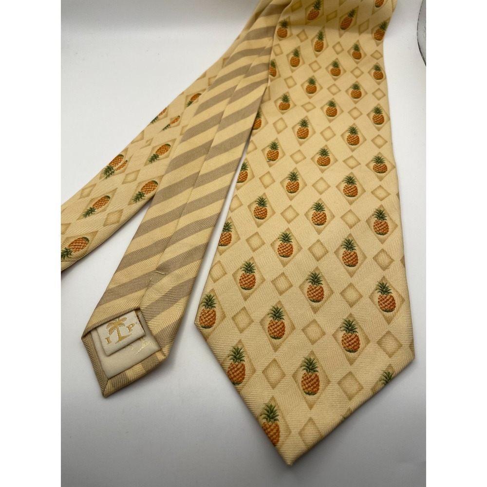 Tommy Bahama Off Island Silk Tie Pineapple Geometric Tan Cream Tropical Men